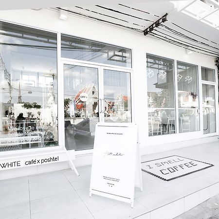 Flat White Cafe X Poshtel Hostel Λαμπάνγκ Εξωτερικό φωτογραφία